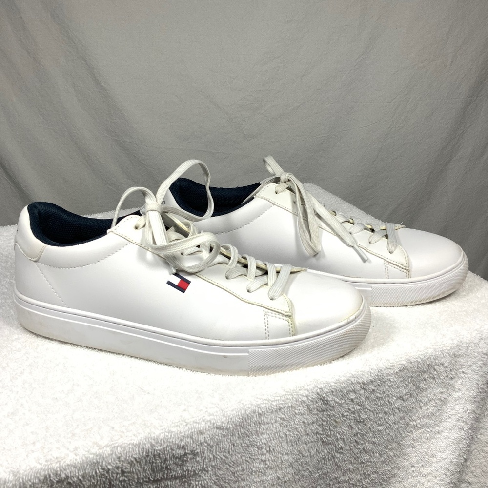 Men's Tommy Hilfiger TMBRECON White Sneaker - Size 10.5